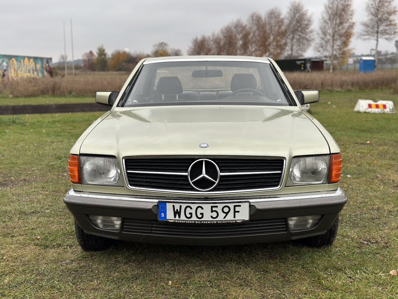 Aussenfoto 1983 Mercedes-Benz 500 SEC