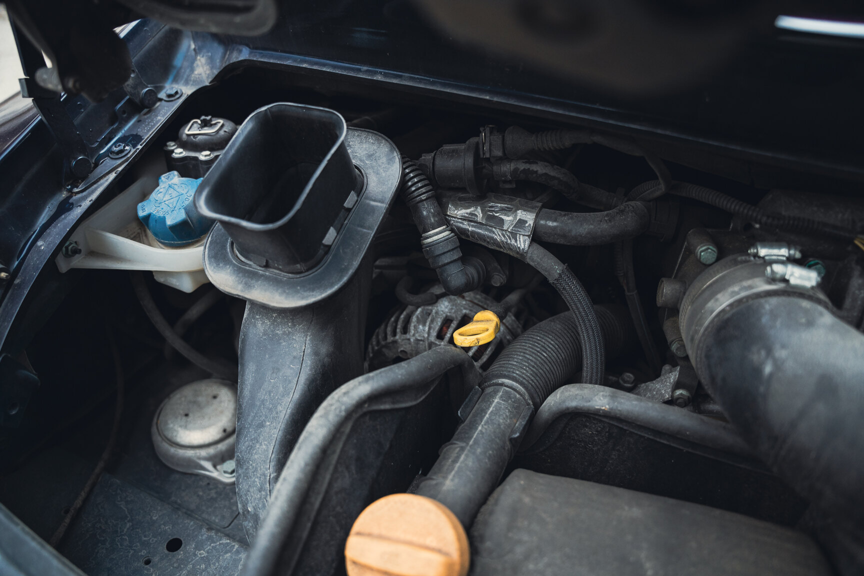 Image of 1999 Porsche 911 Carrera 4 mechanics