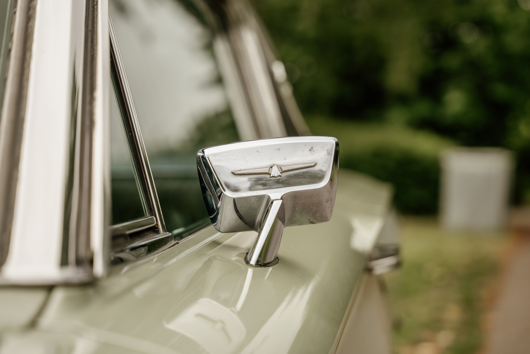 Exterior image of 1966 Ford Thunderbird 6.4 Landou Limited Edition