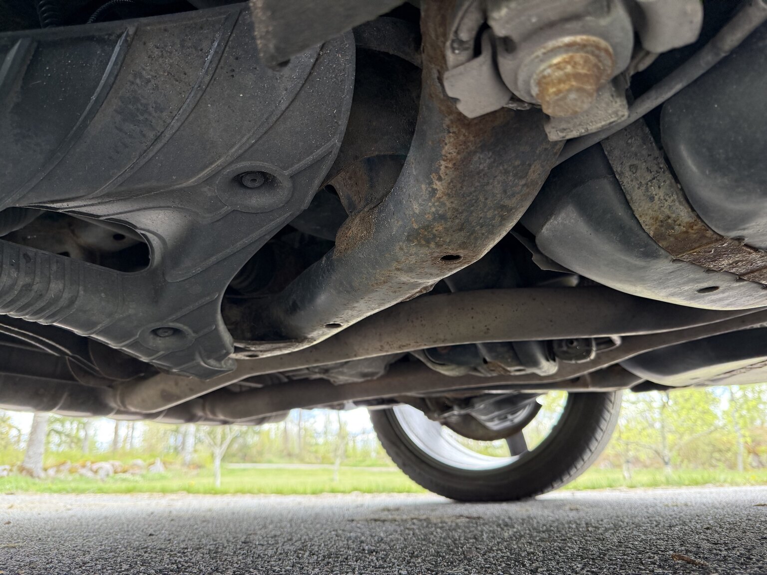 Image of 2013 Porsche Cayenne GTS mechanics