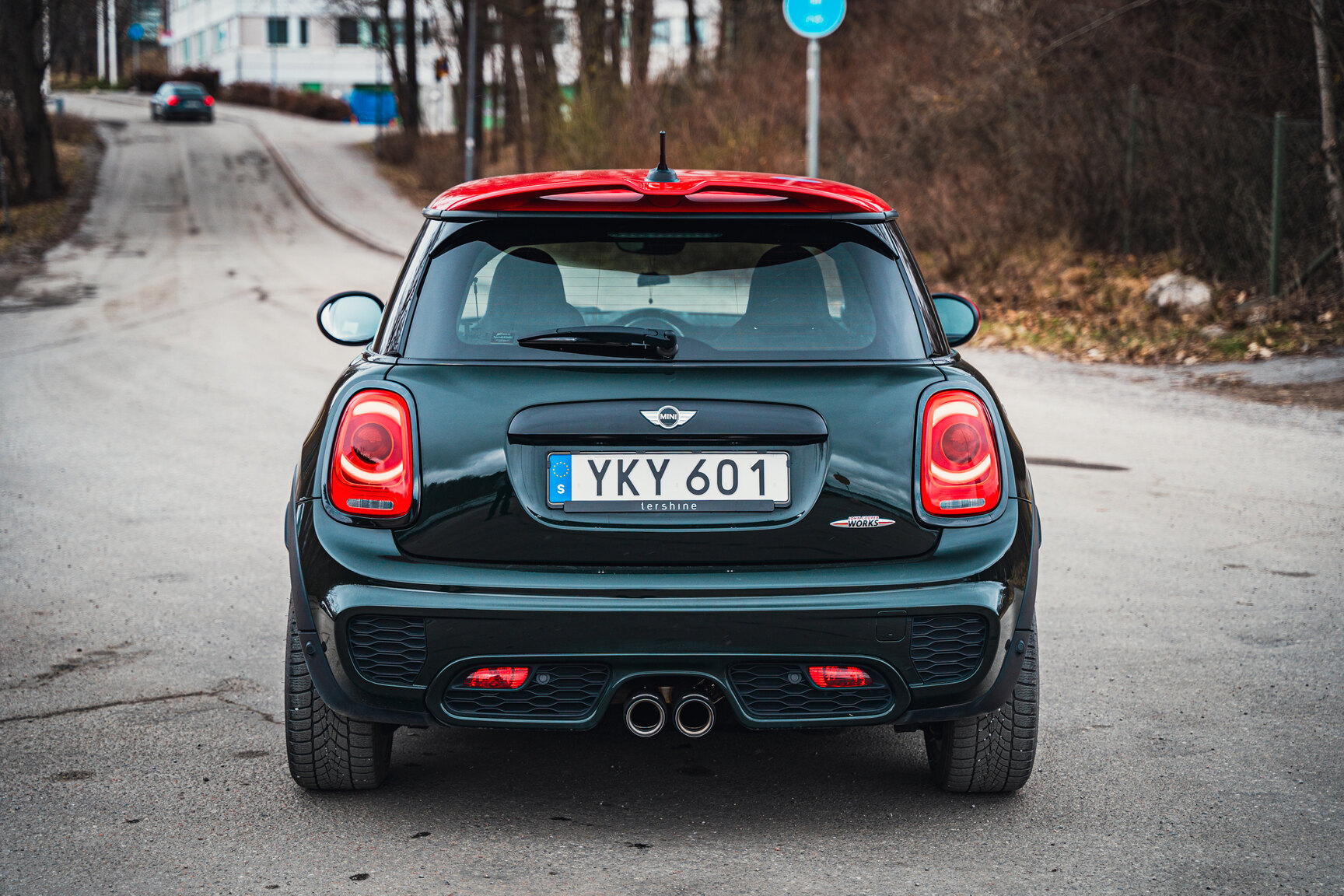 Exteriörbild på 2017 Mini Cooper JCW