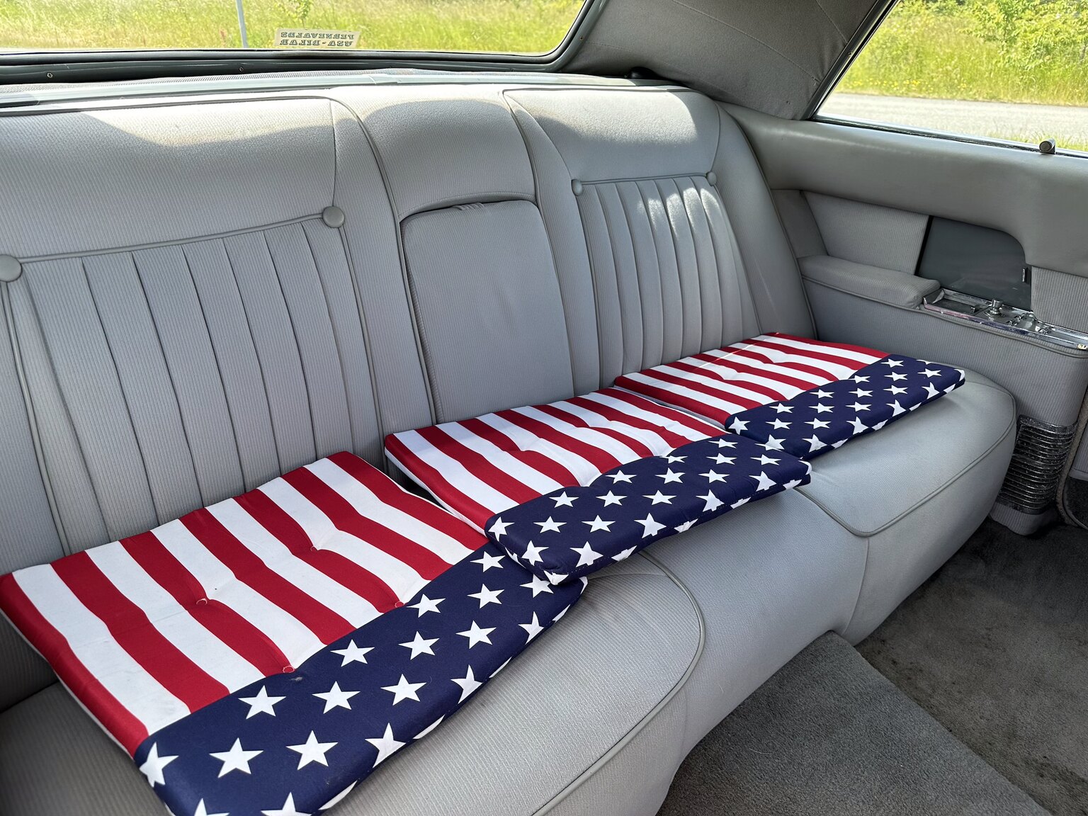 Innenraumfoto von 1964 Cadillac Fleetwood Seventy-Five Limousine (50)