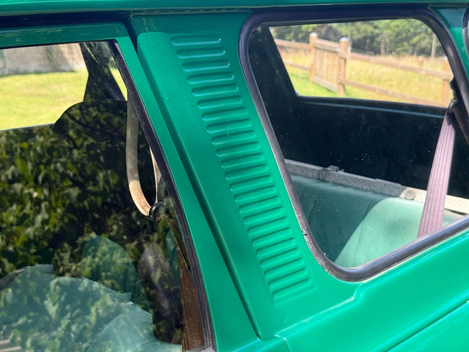 Aussenfoto 1975 Saab 95 V4 kombi - 7-sits (37)
