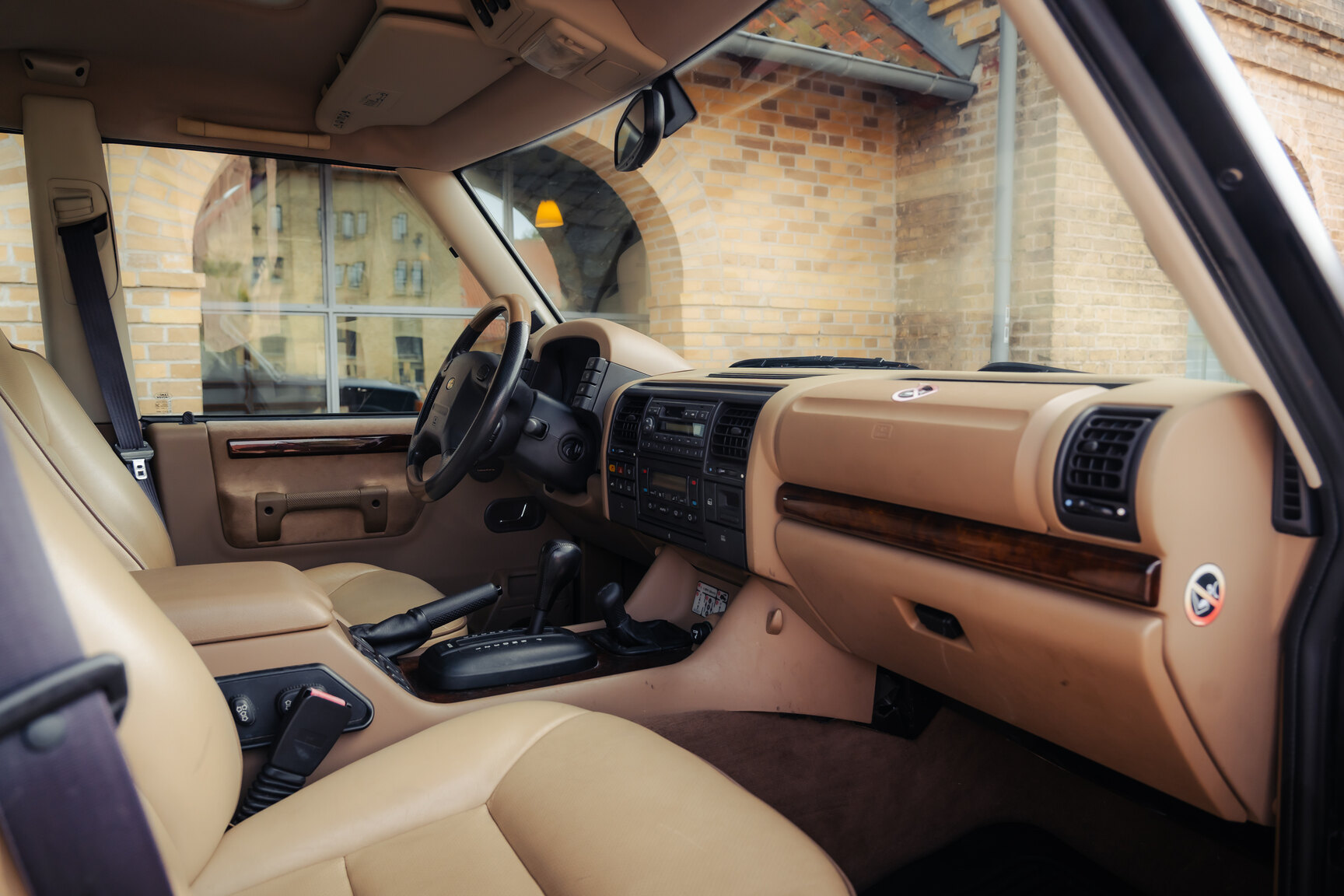 Interiörbild 1999 Landrover Discovery II V8