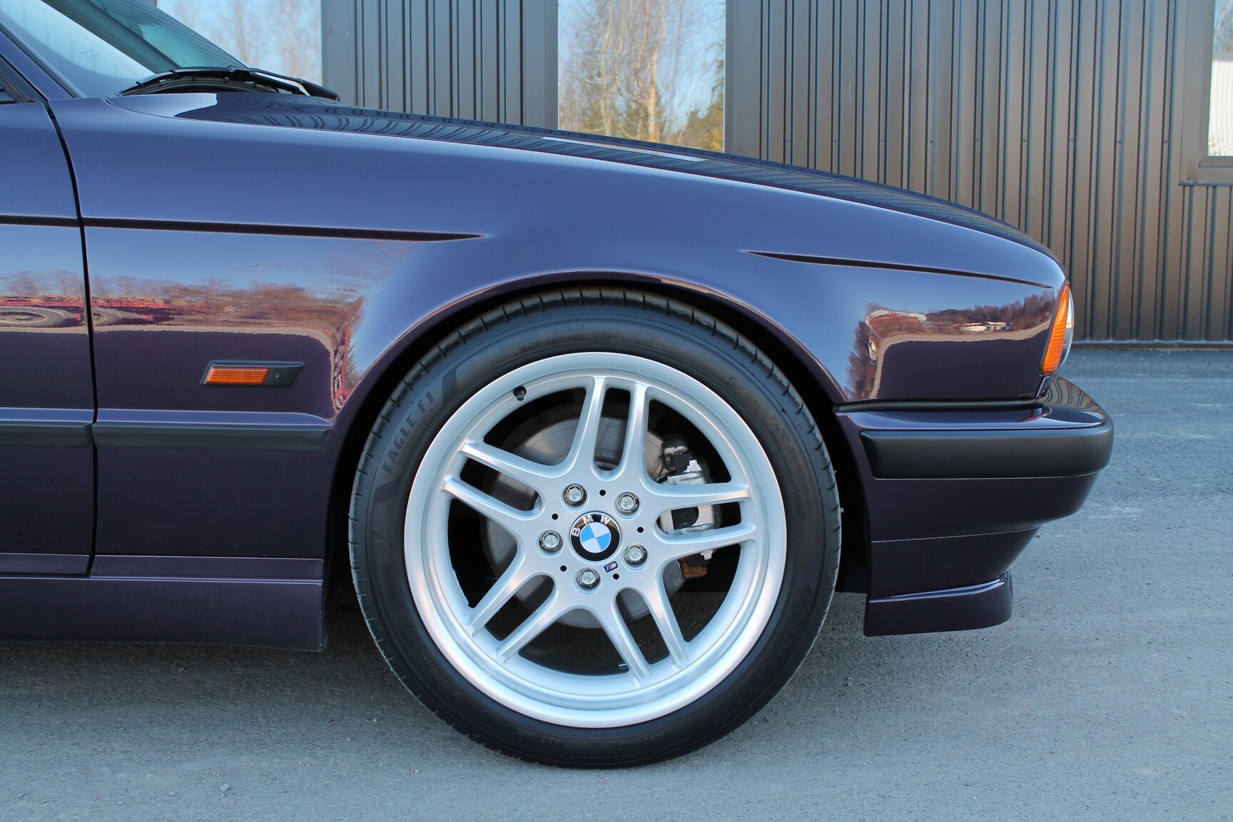 Exteriörbild på 1996 BMW 540i Touring "No Reserve Auction"