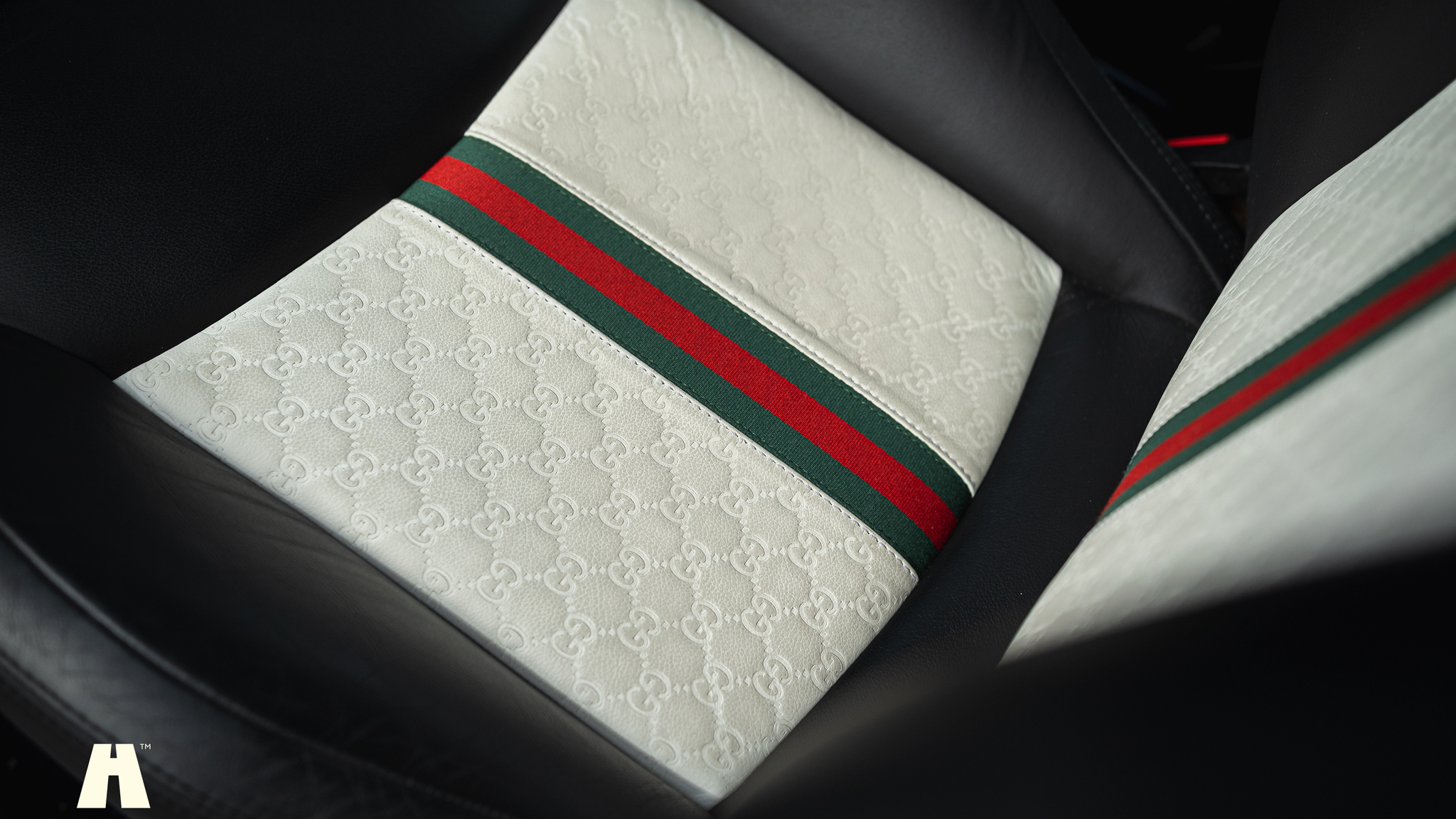 Interior image of 2012 FIAT 500 GUCCI