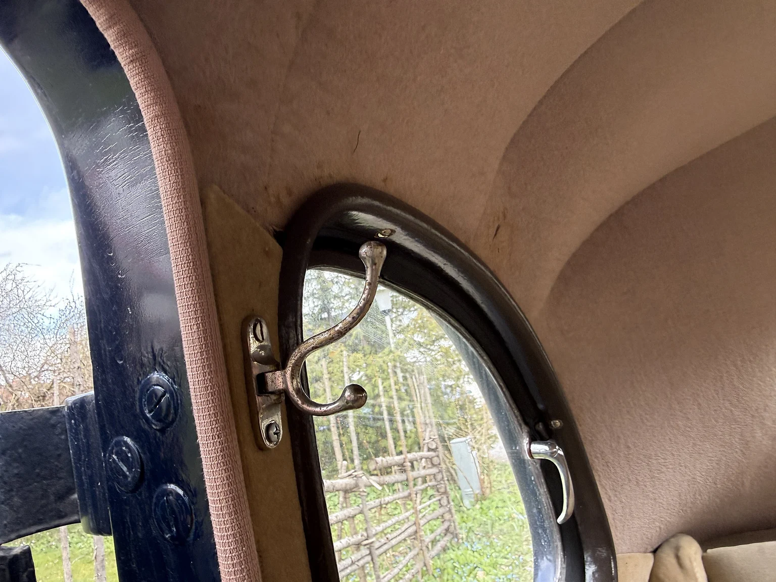 Innenraumfoto von 1936 Ford 214A Fordor (37)