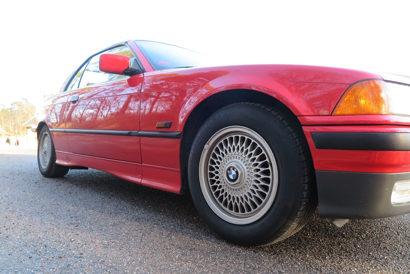 Exteriörbild på 1994 BMW 325iA Convertible