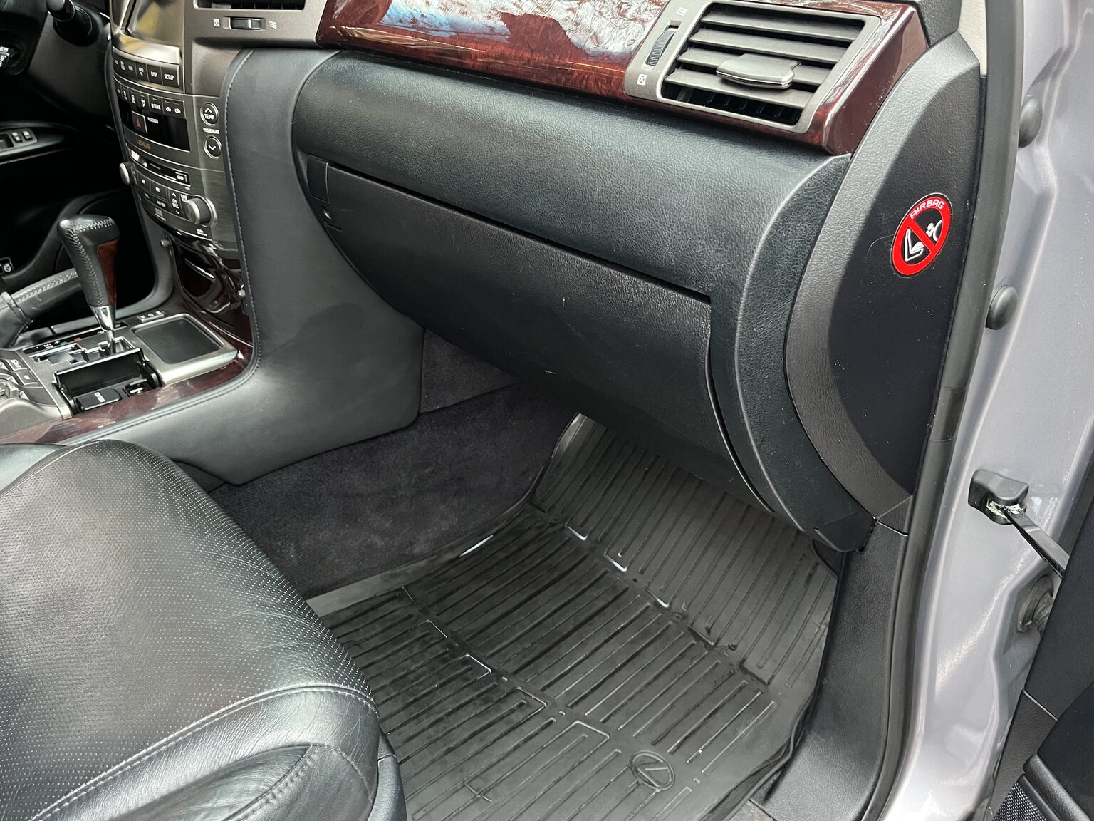 Interior image of 2011 Lexus LX570
