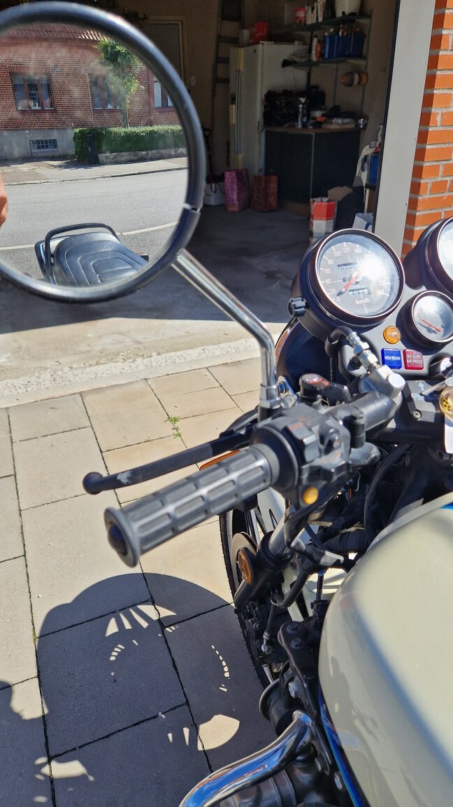 Exteriörbild på 1982 Honda CBX1000