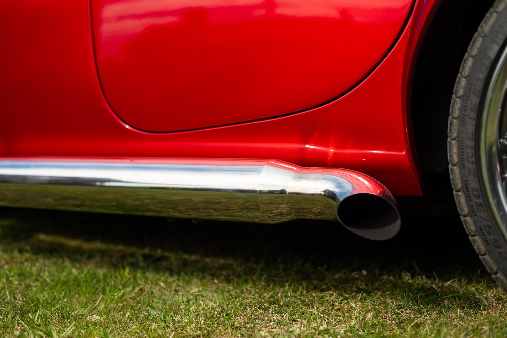 Exterior image of 2011 AC Cobra Replika