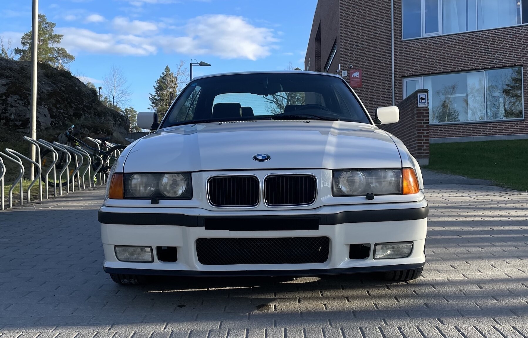 Exterior image of 1995 BMW 328 iA Convertible