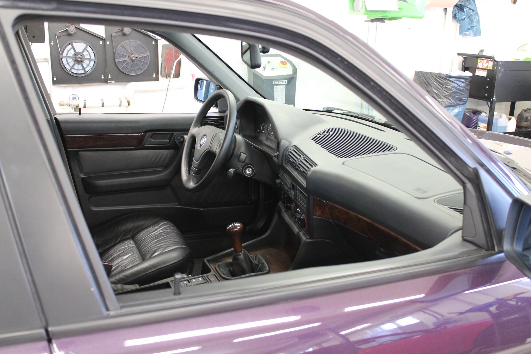 Interiörbild 1996 BMW 540i Touring "No Reserve Auction"