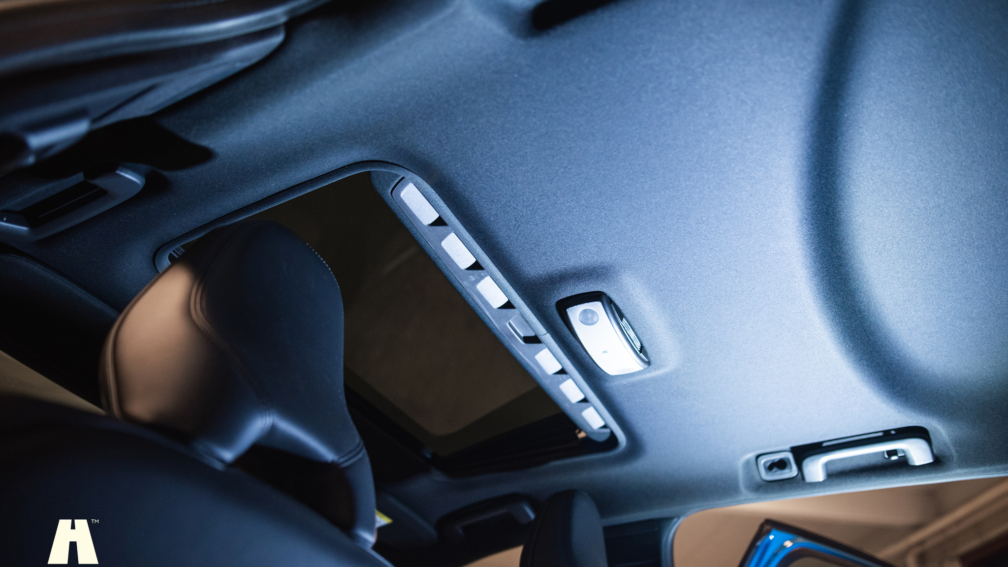 Interior image of 2017 Volvo V60 Polestar T6