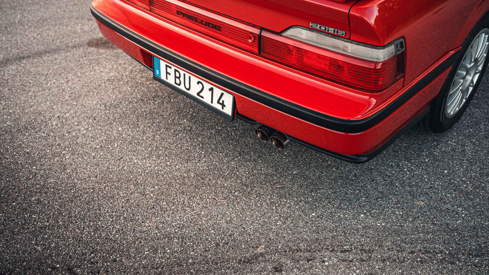 Exterior image of 1990 Honda Prelude (40)