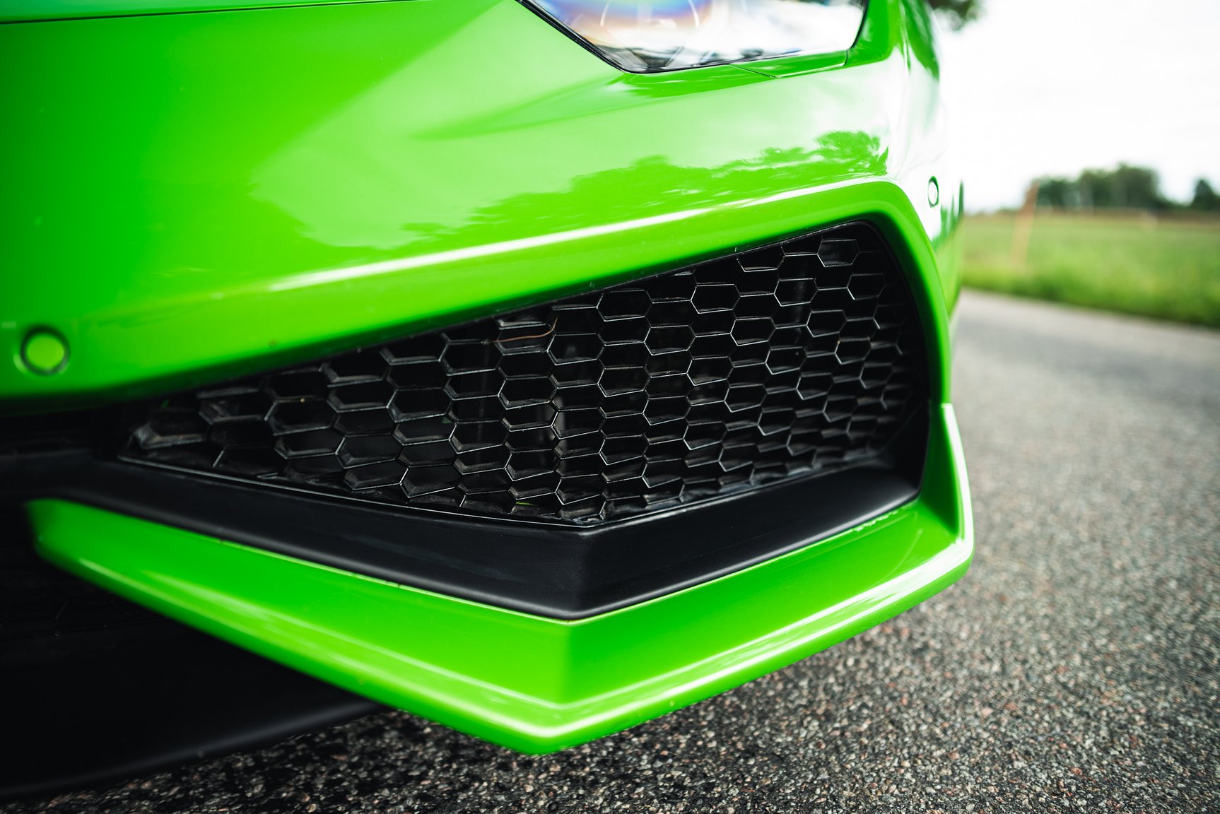 Exterior image of 2016 Lamborghini Huracan LP-610-4