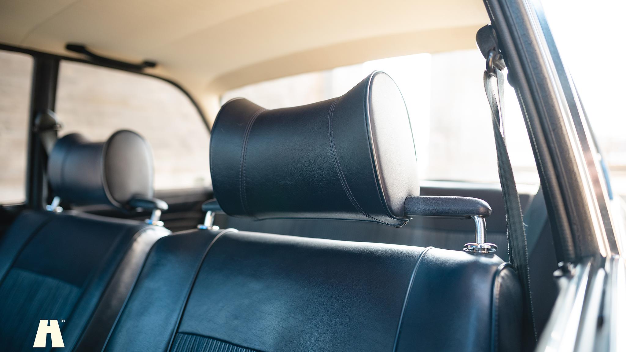 Innenraumfoto von 1974 BMW 2002