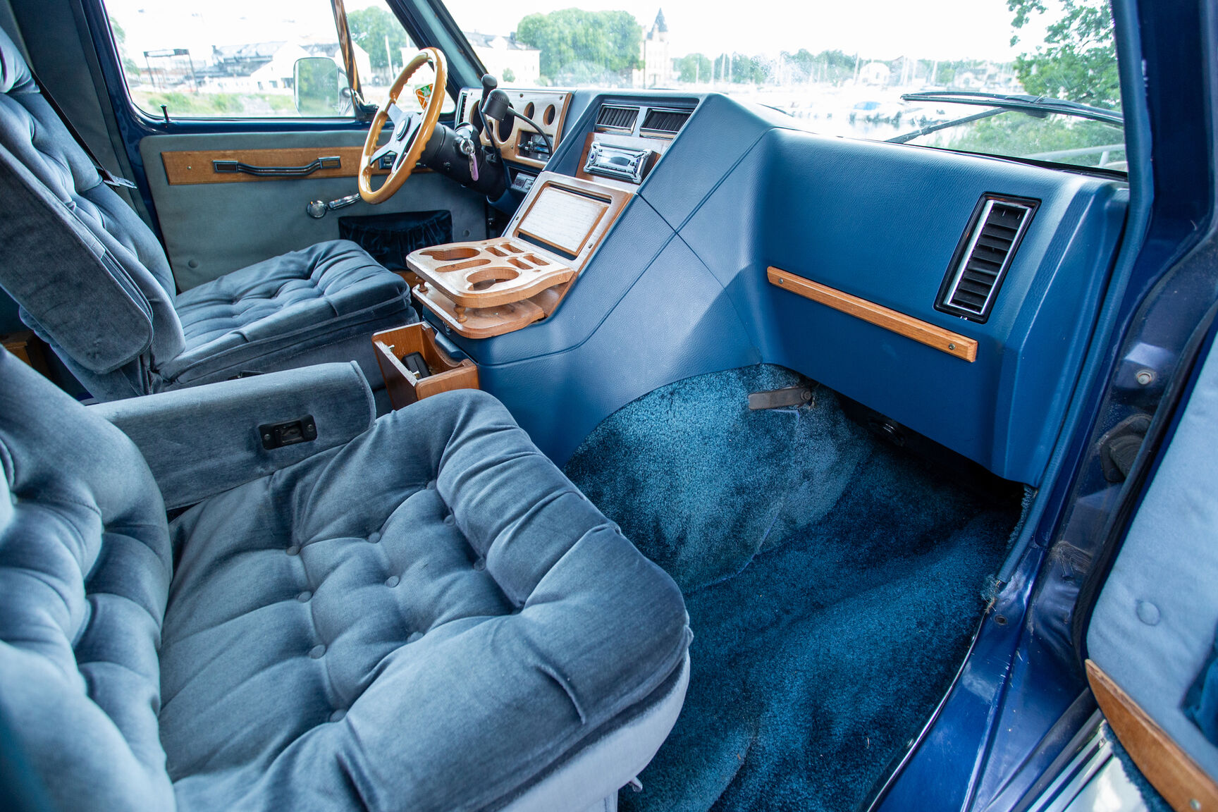 Innenraumfoto von 1989 Chevrolet G20 Conversion Van