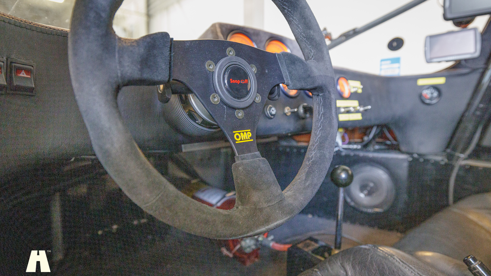 Innenraumfoto von 2006 Ultima GTR (42)