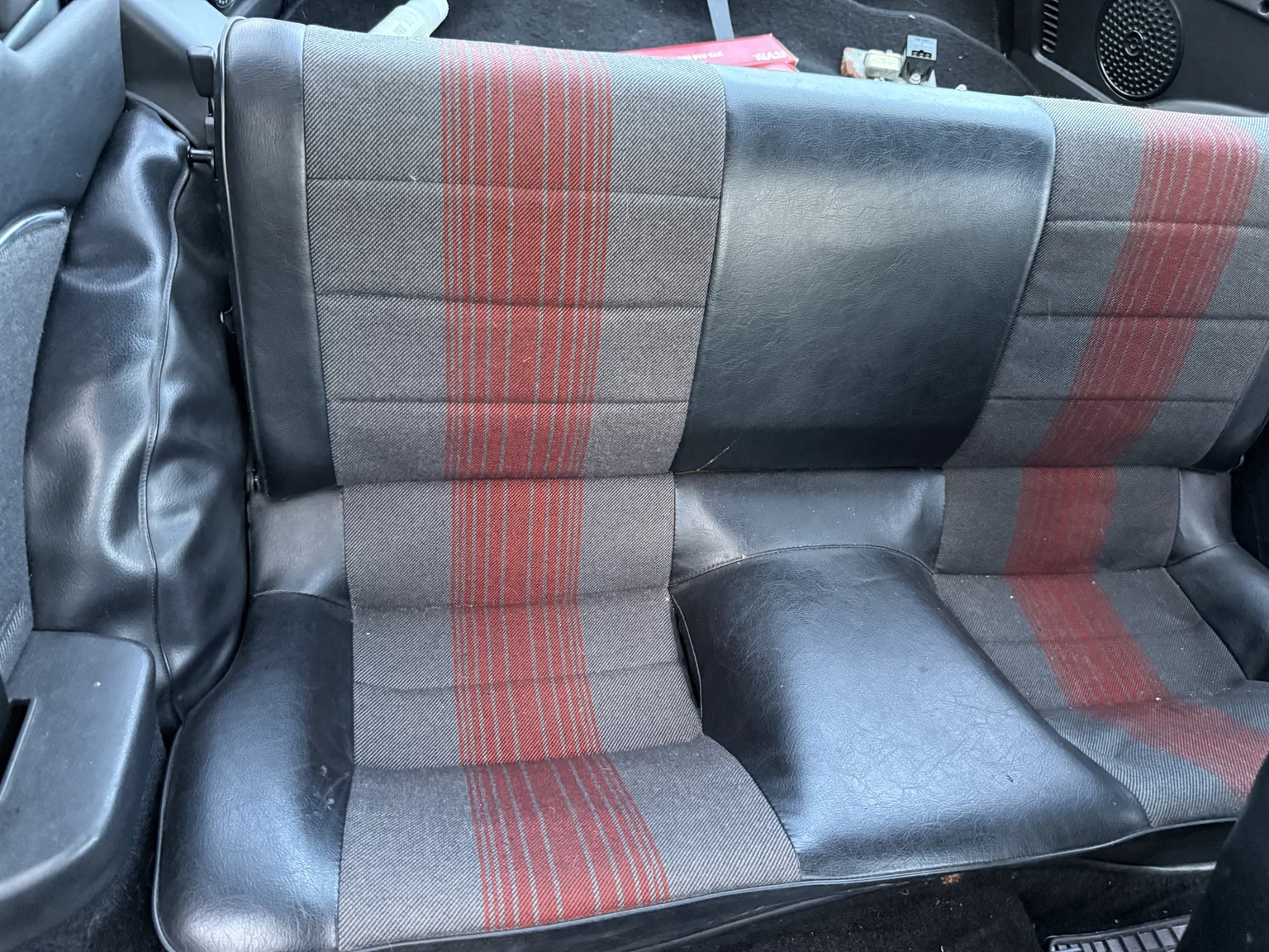 Interior image of 1983 Mazda RX-7 (48)