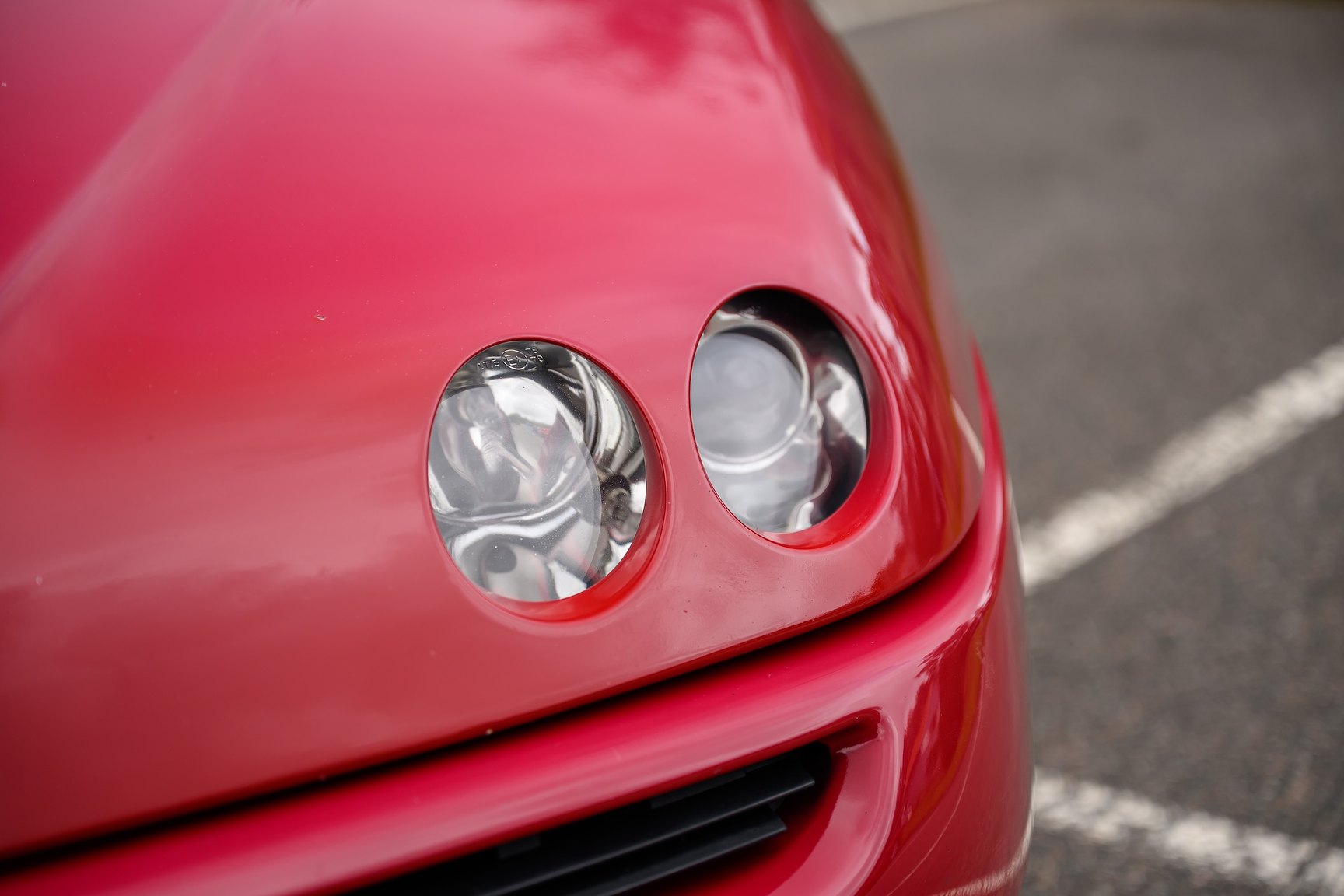 Exterior image of 2001 Alfa Romeo Spider 3.0 V6