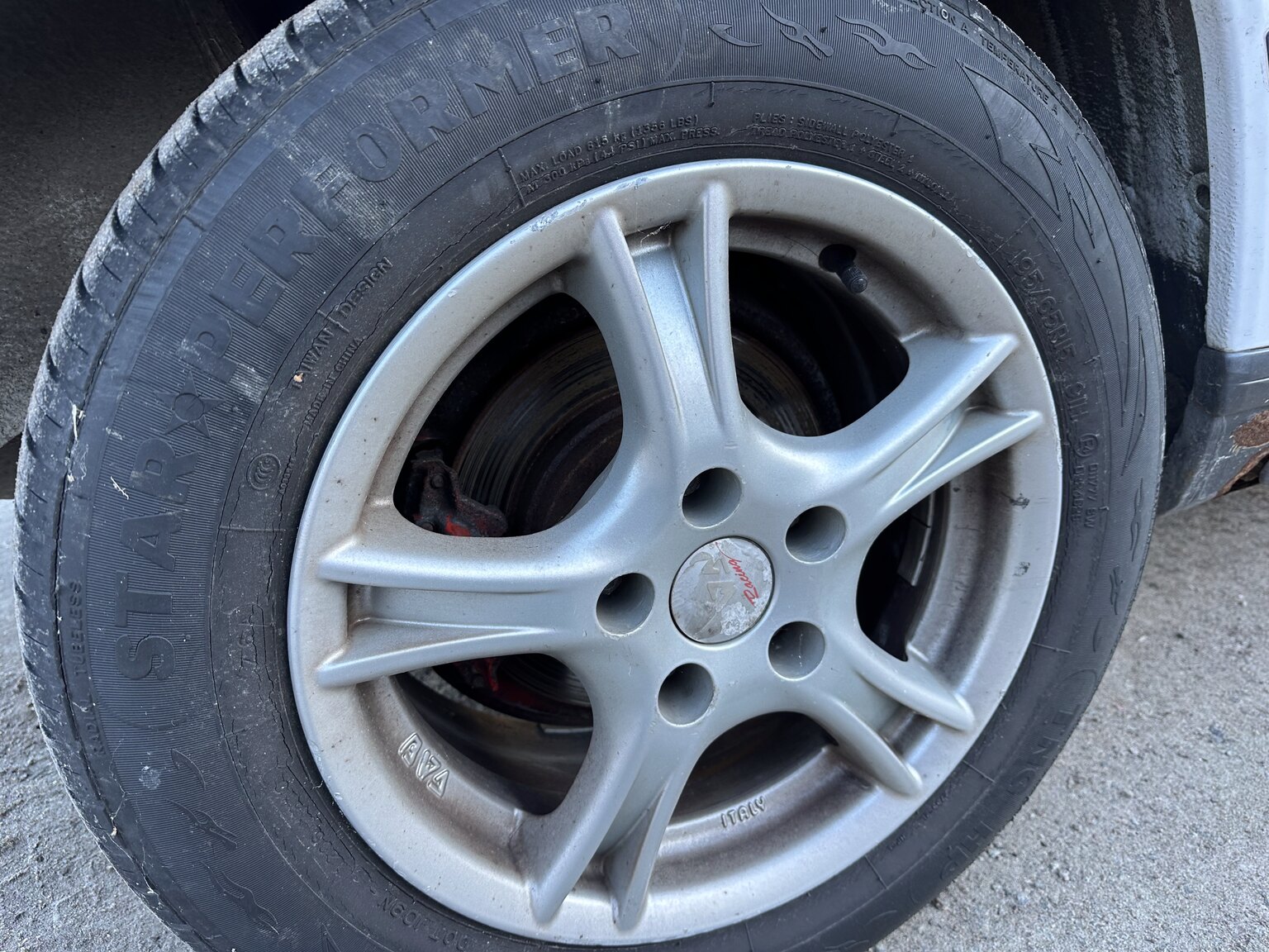 Aussenfoto 1988 Mercedes-Benz 190 E 2.3 (32)