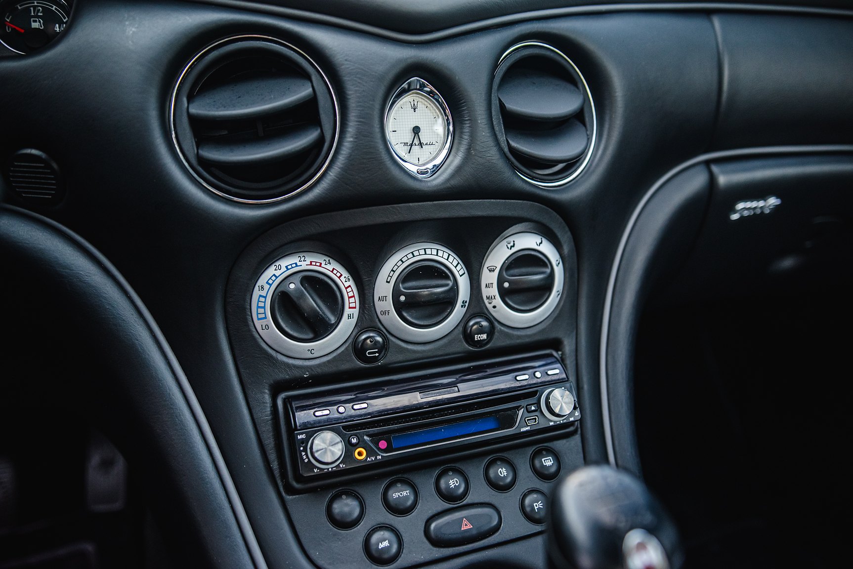 Interior image of 2000 Maserati 3200 GT
