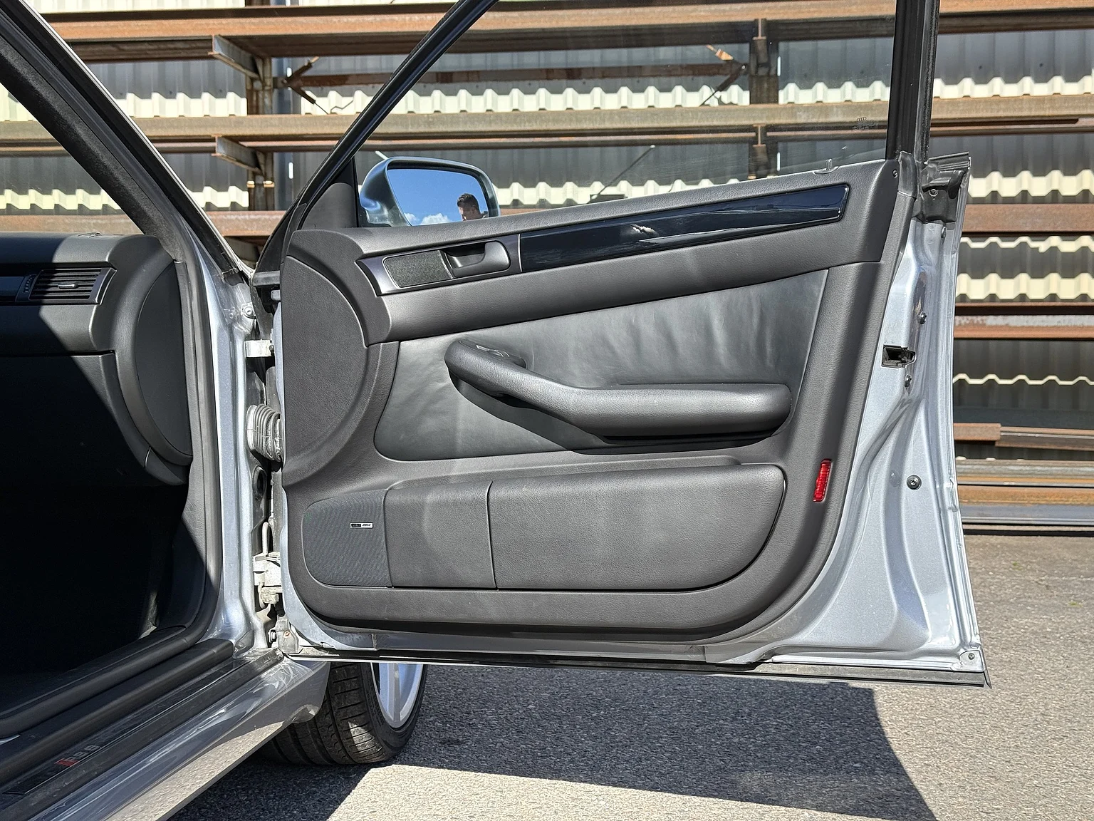 Innenraumfoto von 2002 Audi RS 6 Avant (57)