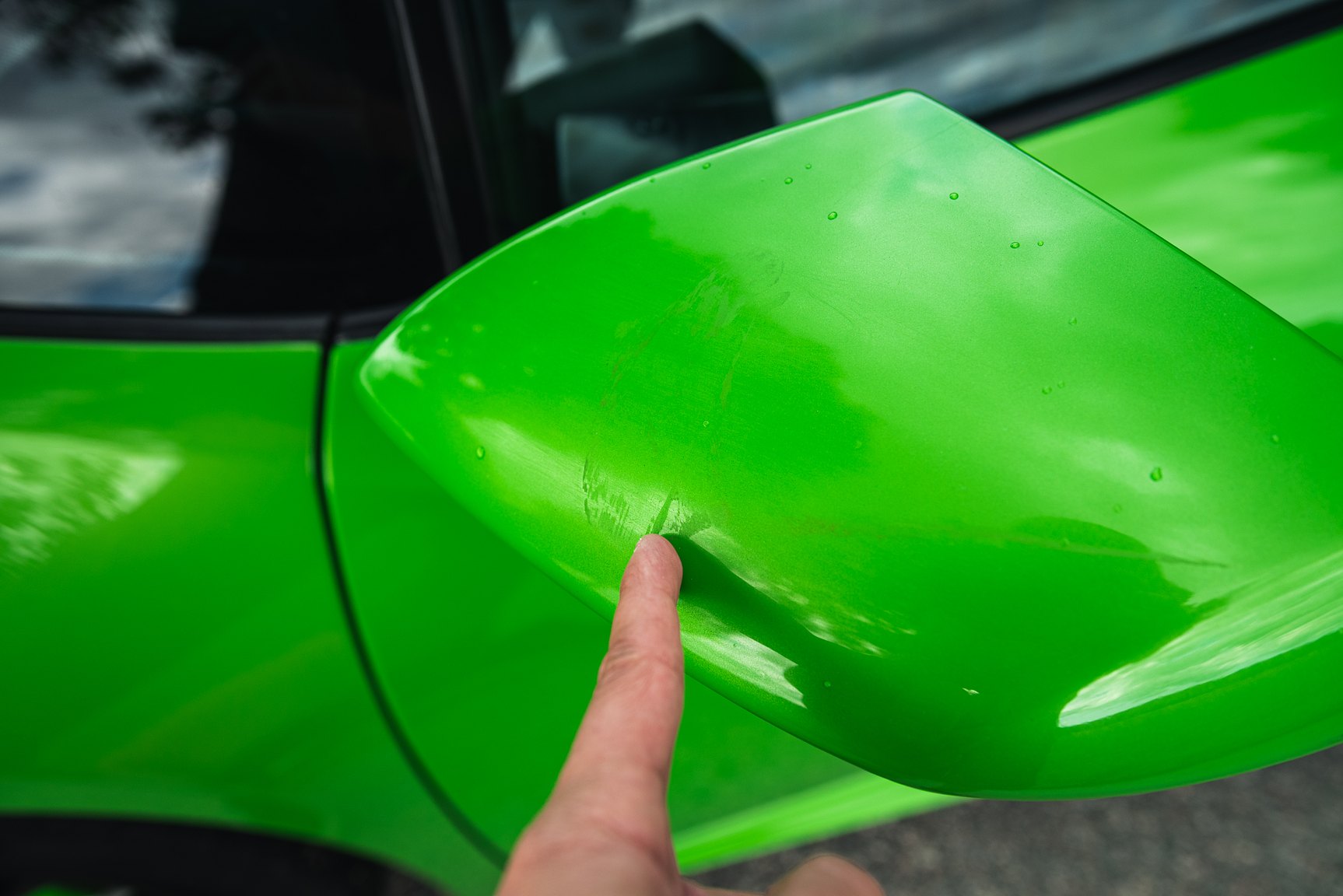 Exterior image of 2016 Lamborghini Huracan LP-610-4