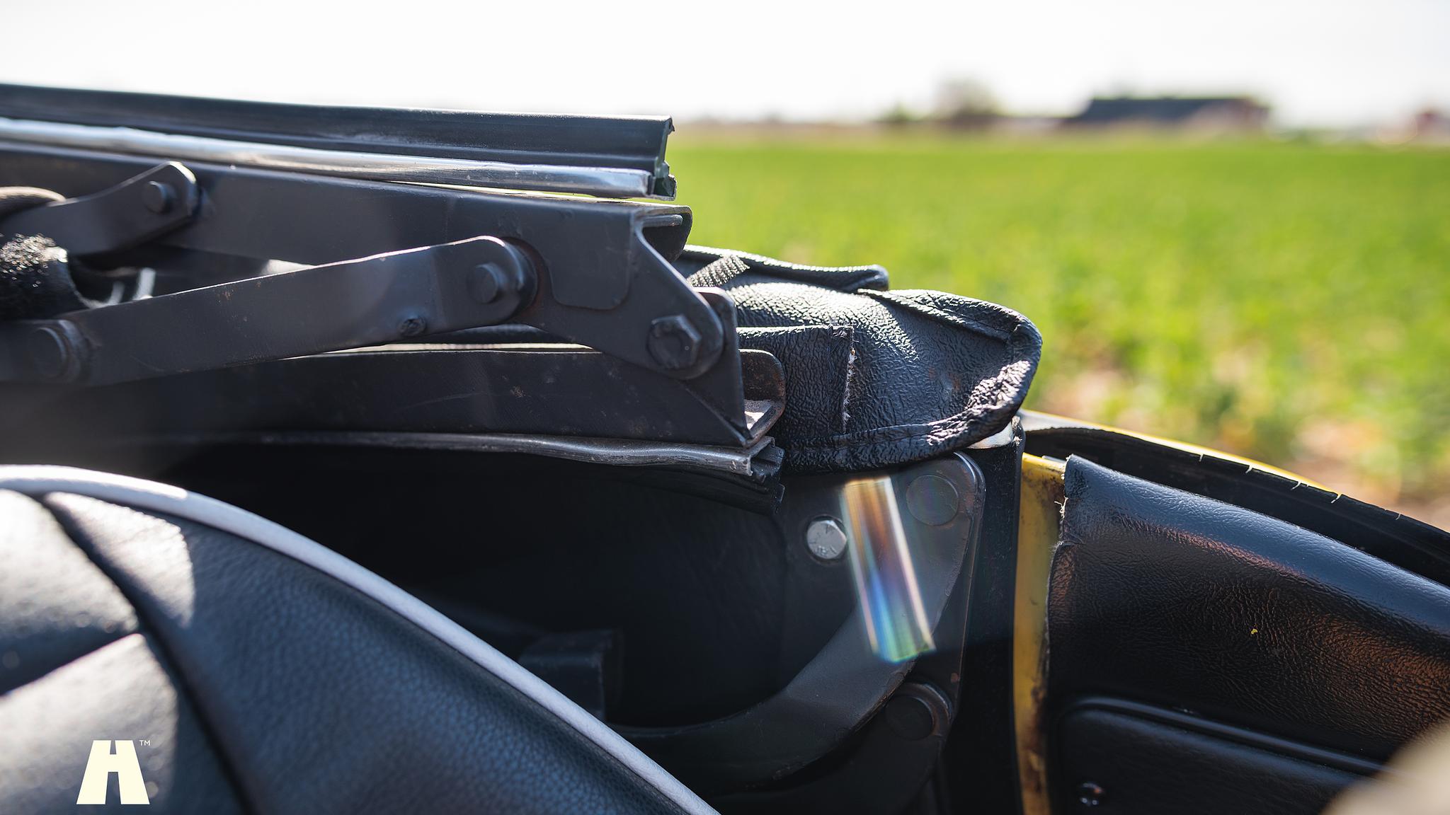 Interiörbild 1974 Triumph TR6 (44)