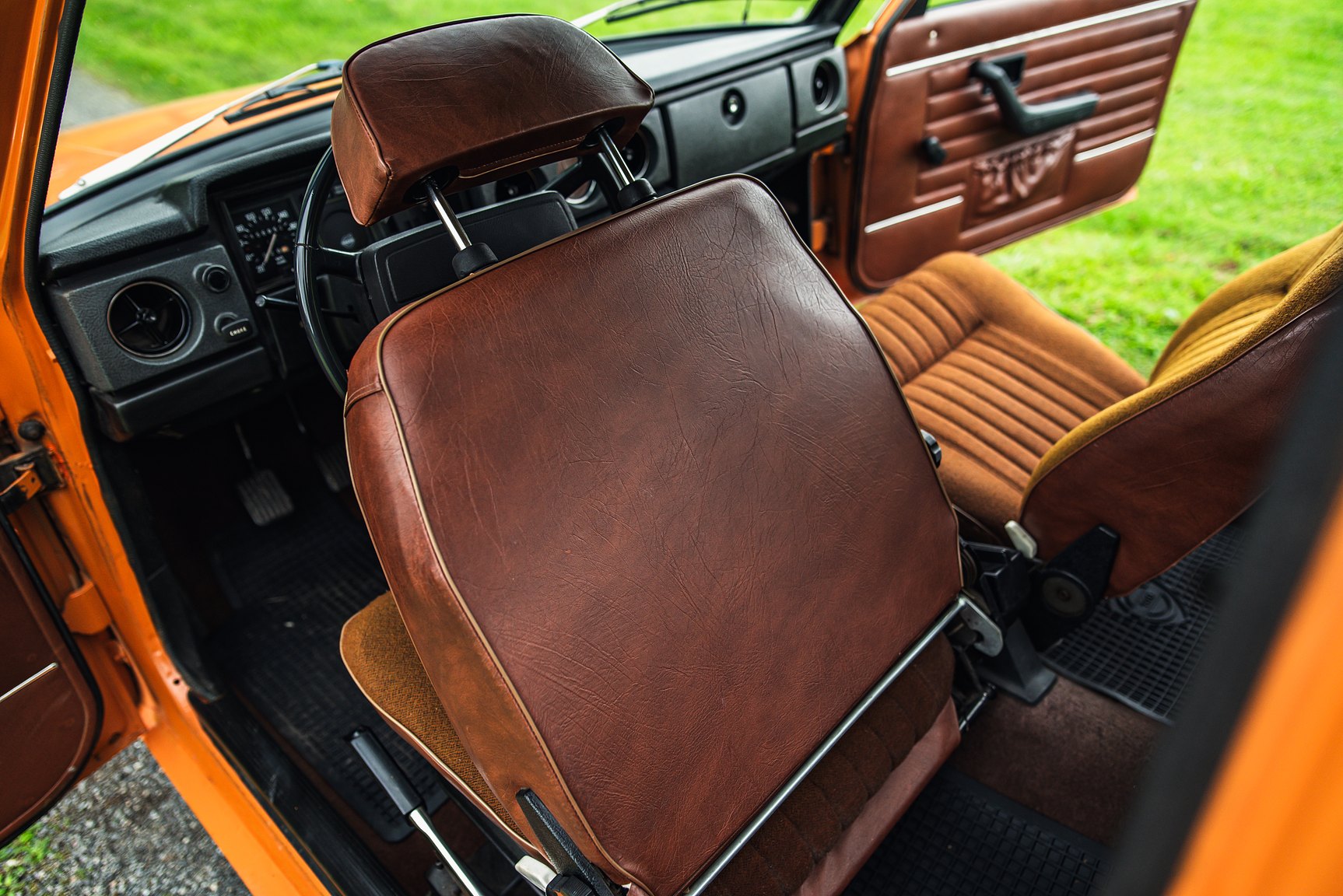 Innenraumfoto von 1974 Volvo 142 2.0