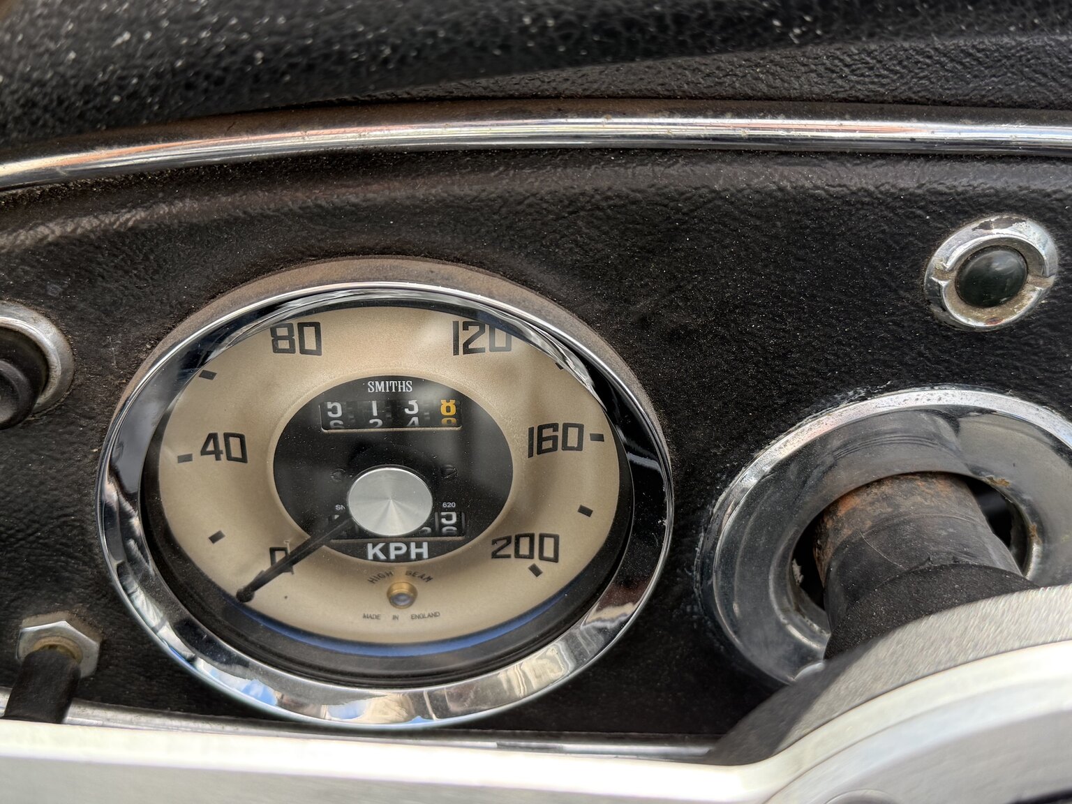 Interior image of 1958 Austin-Healey 100-6