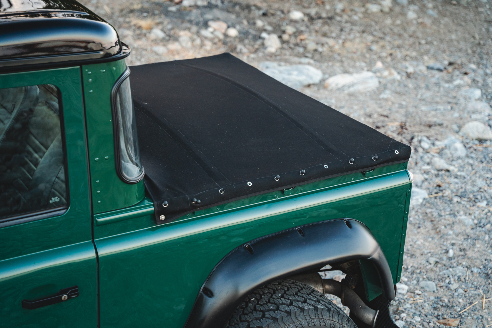 Aussenfoto 2003 Land Rover Defender TD5 90 Pickup (36)