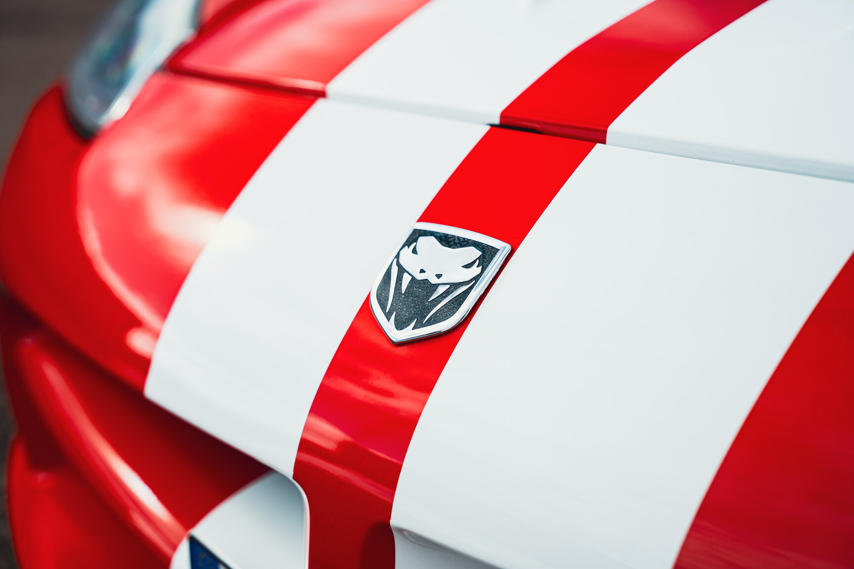 Exteriörbild på 2003 Dodge Viper SRT-10