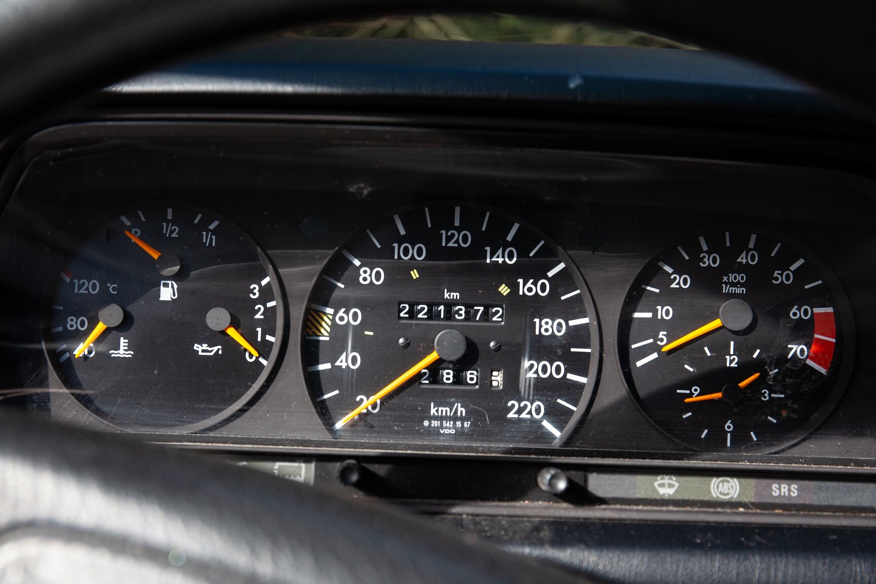 Interiörbild 1993 Mercedes-Benz 190 E 2.0
