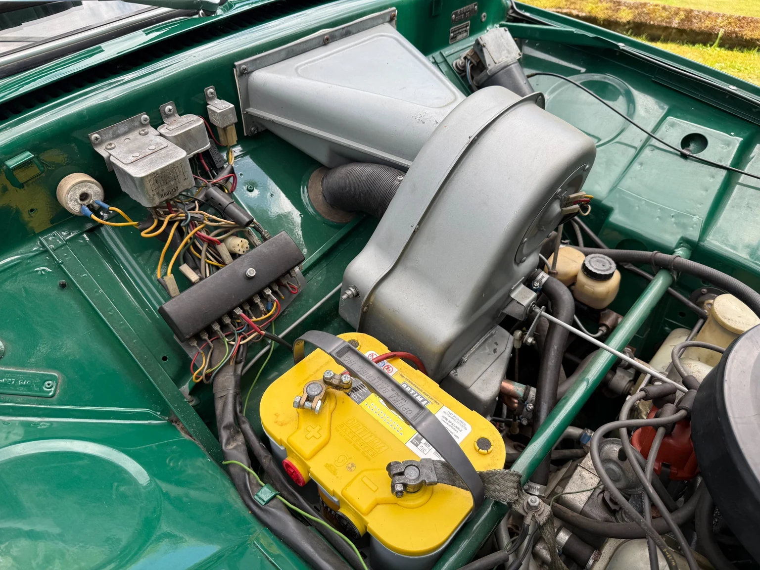 Image of 1975 Saab 95 V4 kombi - 7-sits mechanics (10)