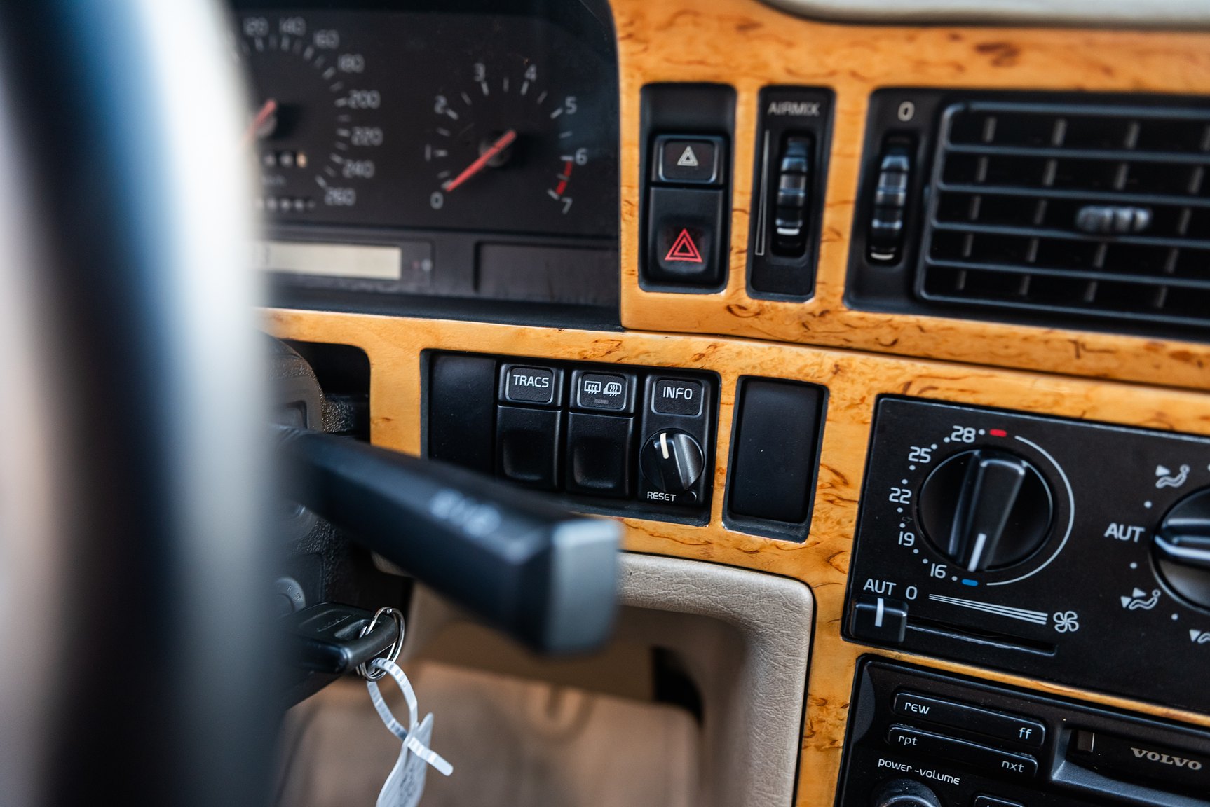 Interior image of 1996 Volvo 850 R