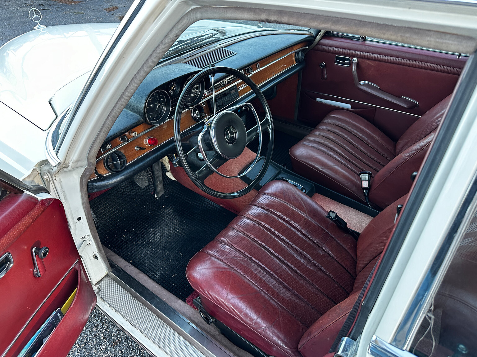 Interiörbild 1967 Mercedes-Benz 250 S