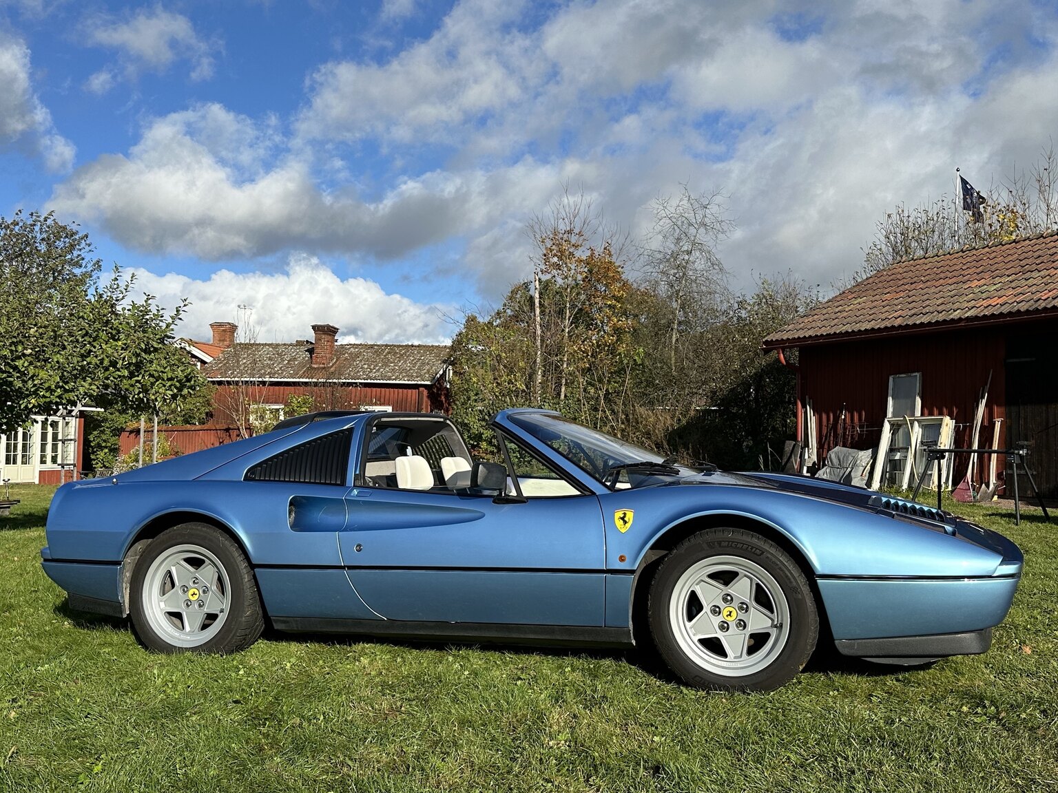 Aussenfoto 1986 Ferrari 328 GTS