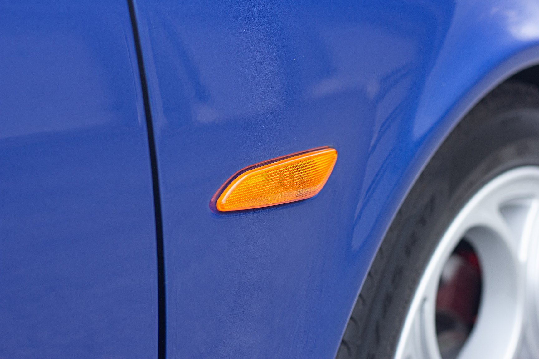 Exterior image of 2004 Alfa Romeo 156 GTA