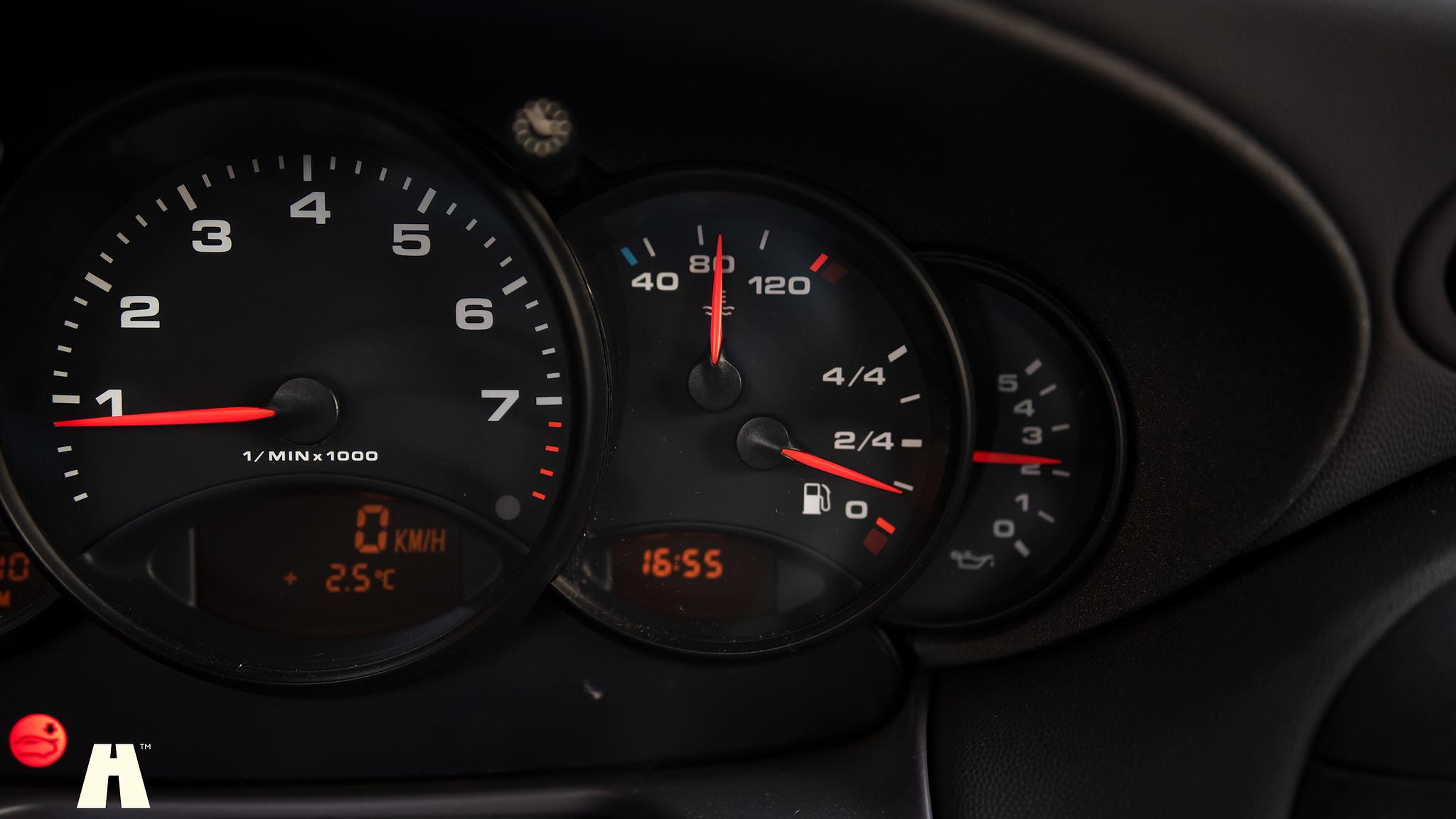 Interior image of 1998 Porsche 996 Carrera 2 “Clubsport”