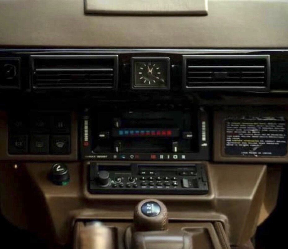 Innenraumfoto von 1991 Range Rover Restomod