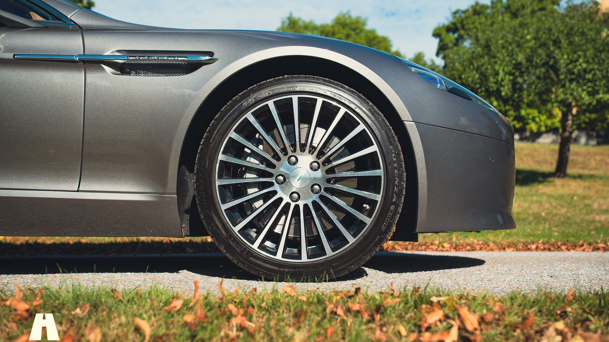 Exterior image of 2014 Aston Martin Rapide S