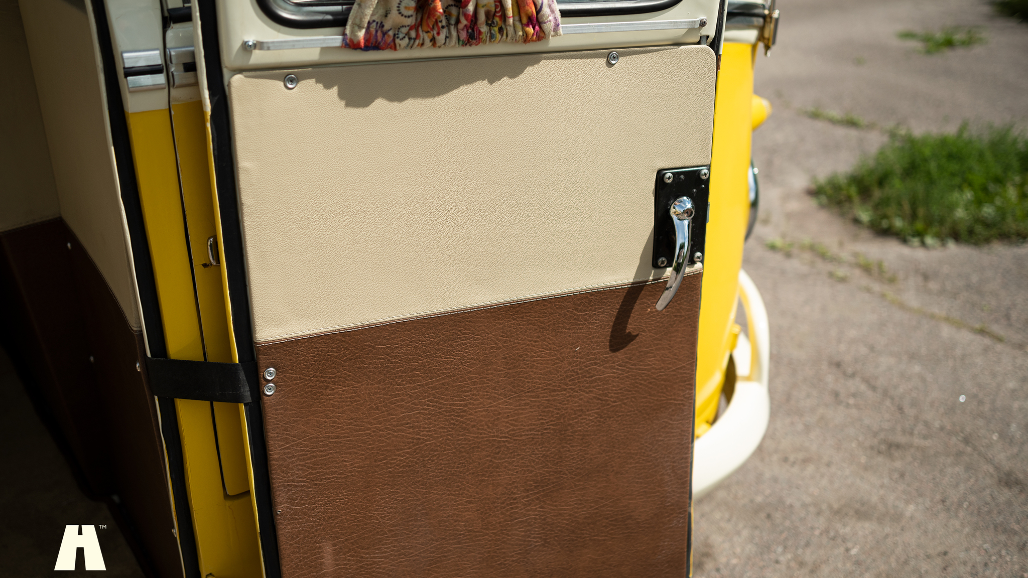 Interior image of 1974 Volkswagen T1 Split Window  