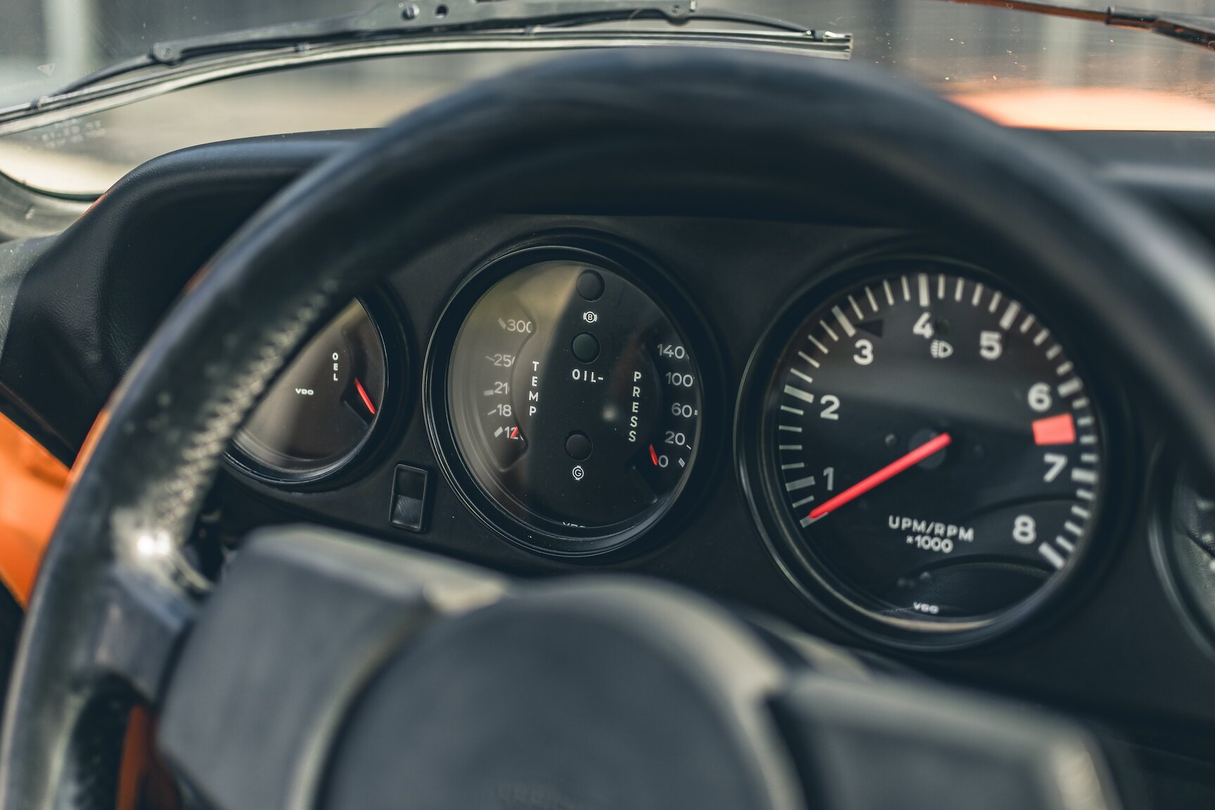 Innenraumfoto von Porsche 911 Carrera (3)