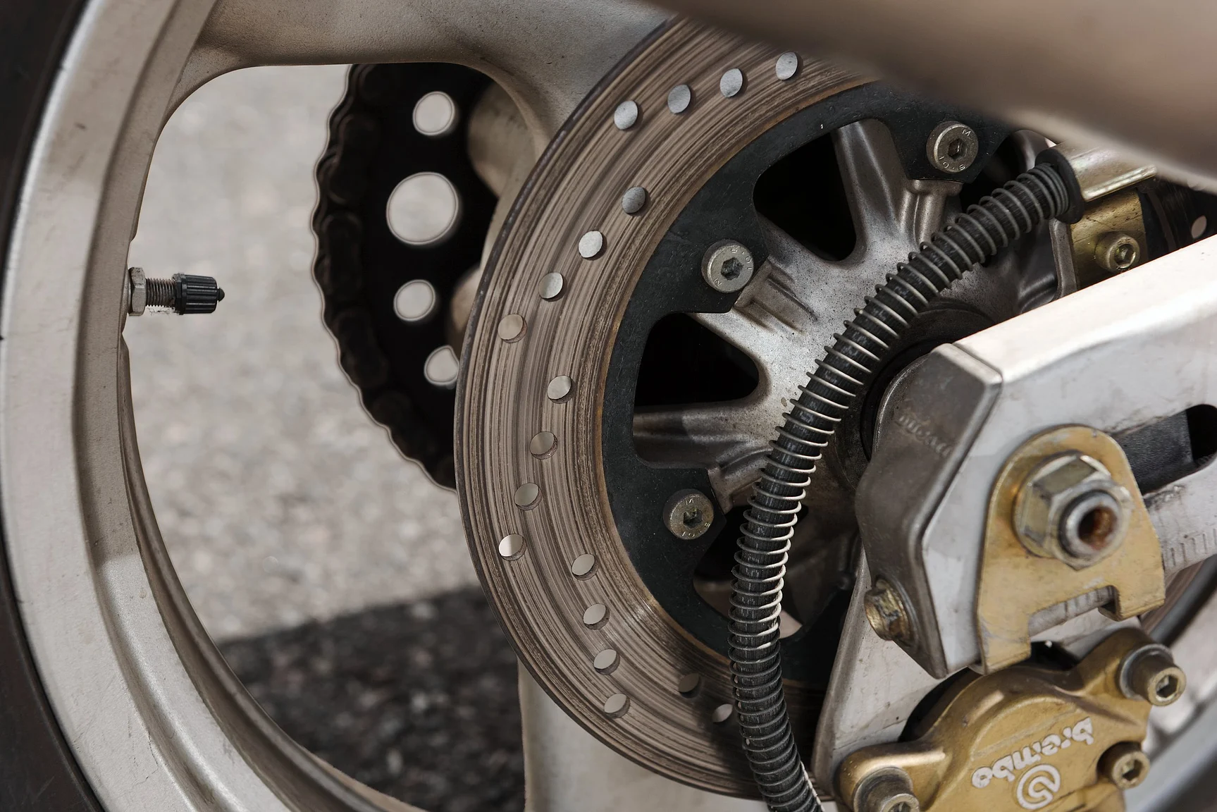 Aussenfoto 1996 Ducati 600 Monster (17)