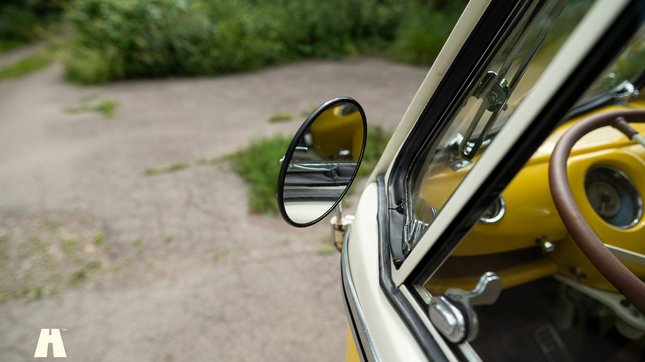 Exteriörbild på 1974 Volkswagen T1 Split Window  