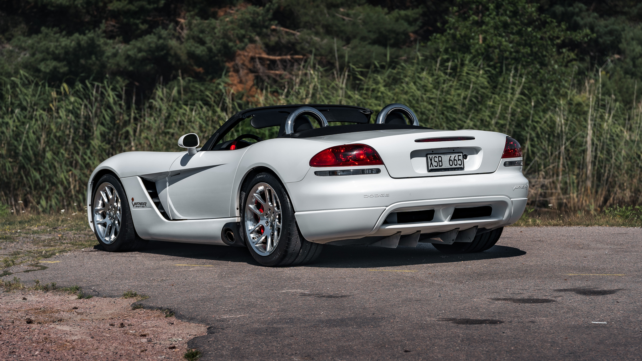 Exteriörbild på 2004 Dodge Viper Mamba Edition