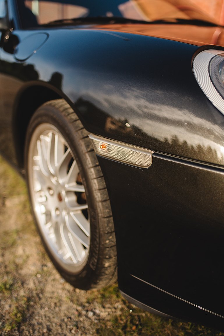 Exterior image of 1998 Porsche 996 Carrera 
