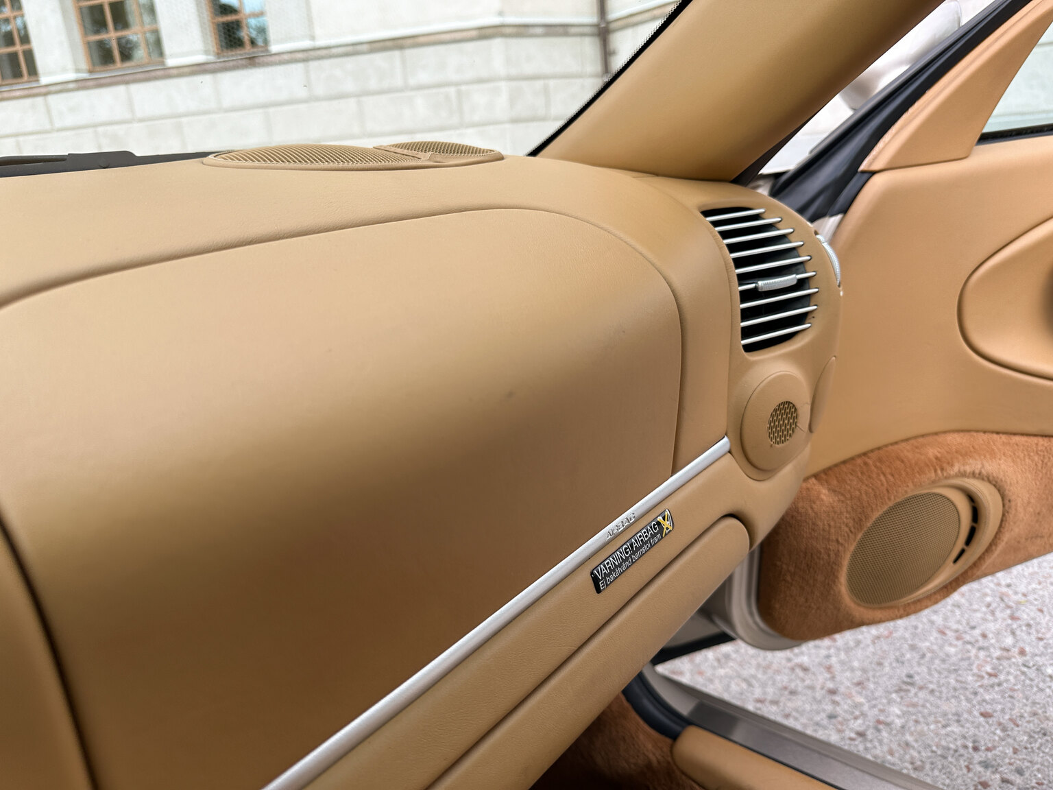 Interior image of 2004 Porsche 911 Carrera 4